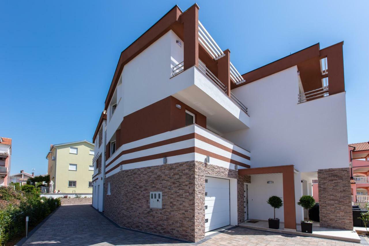 Vila Tatjana Vodice Eksteriør bilde